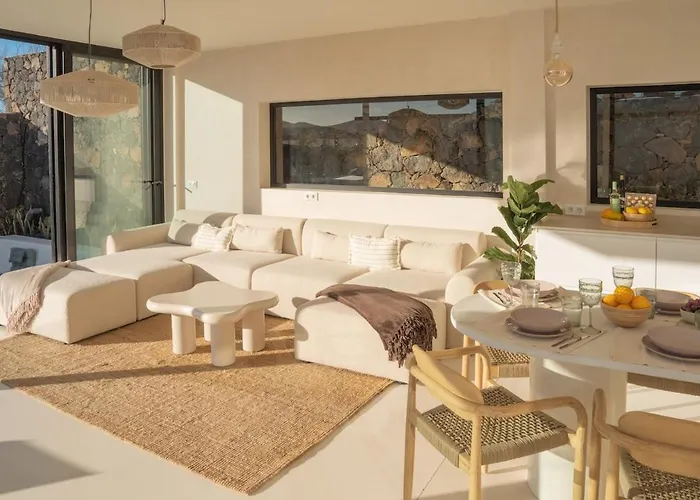 Villa Calmita By Aura Collection